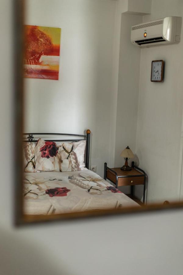 Central Cozy Apartment 4 Sparta Buitenkant foto